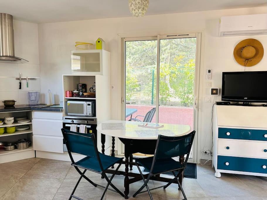 Moderne Mini Maison Lézignan-Corbières Zewnętrze zdjęcie