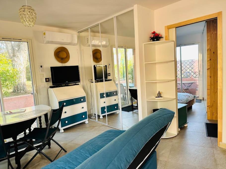 Moderne Mini Maison Lézignan-Corbières Zewnętrze zdjęcie